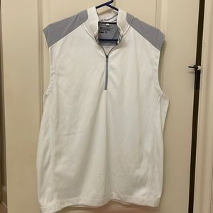 Nike dry fit size L never worn golf vest